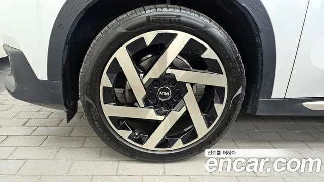 2024 Mini Cooper S Countryman 3rd Gen ALL4 Favoured Sold VIN WMW21GA06R7P95862 – photo 28 2024 Mini Cooper S Countryman 3rd Gen ALL4 Favoured Sold VIN WMW21GA06R7P95862 – photo 28