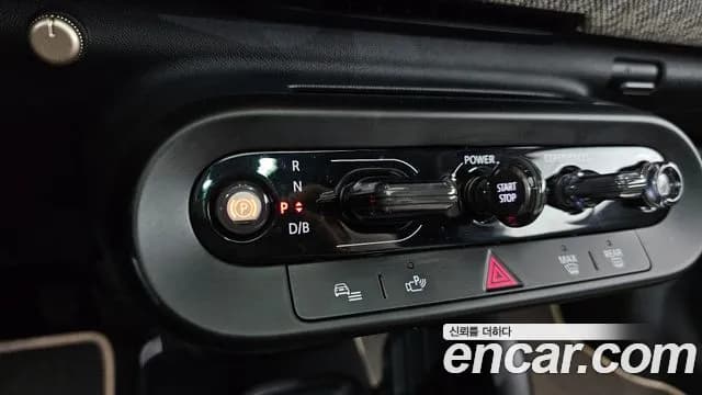 2024 Mini Cooper Electric 4th Gen SE Favoured Sold VIN WMW21GC02RTA25858 – odometer reading 2024 Mini Cooper Electric 4th Gen SE Favoured Sold VIN WMW21GC02RTA25858 – odometer reading