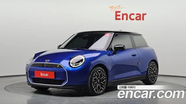2024 Mini Cooper Electric 4th Gen SE Favoured Sold VIN WMW21GC02RTA25858 – photo 26 2024 Mini Cooper Electric 4th Gen SE Favoured Sold VIN WMW21GC02RTA25858 – photo 26