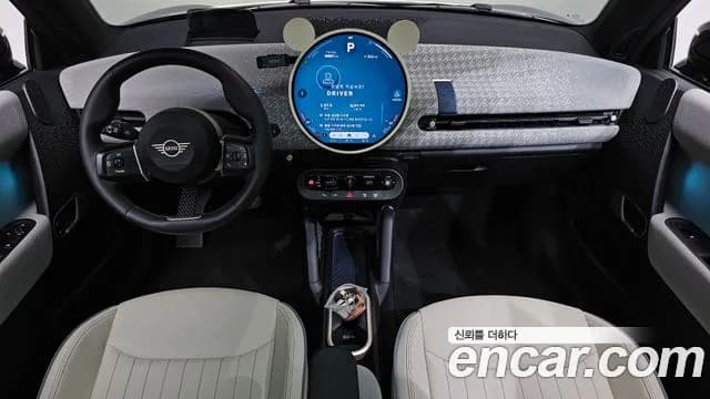 2024 Mini Cooper Electric 4th Gen SE Favoured Sold VIN WMW21GC07RTA42705 – interior seats 2024 Mini Cooper Electric 4th Gen SE Favoured Sold VIN WMW21GC07RTA42705 – interior seats