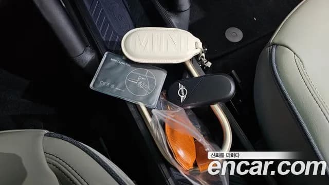 2024 Mini Cooper Electric 4th Gen SE Favoured Sold VIN WMW21GC07RTA42705 – odometer reading 2024 Mini Cooper Electric 4th Gen SE Favoured Sold VIN WMW21GC07RTA42705 – odometer reading