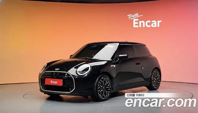 2024 Mini Cooper Electric 4th Gen SE Favoured Sold VIN WMW21GC07RTA42705 – photo 33 2024 Mini Cooper Electric 4th Gen SE Favoured Sold VIN WMW21GC07RTA42705 – photo 33