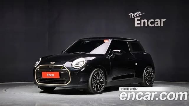 2024 Mini Cooper Electric 4th Gen SE Favoured Sold VIN WMW21GC08RTA26013 – photo 17 2024 Mini Cooper Electric 4th Gen SE Favoured Sold VIN WMW21GC08RTA26013 – photo 17
