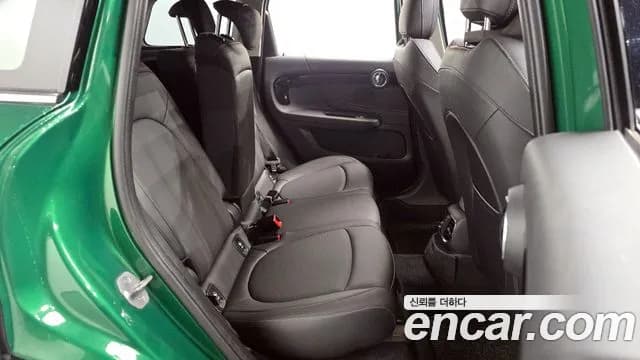 2023 Mini Cooper Countryman Classic Plus Launch Pack Sold VIN WMW31BR01P3R14269 – interior seats 2023 Mini Cooper Countryman Classic Plus Launch Pack Sold VIN WMW31BR01P3R14269 – interior seats