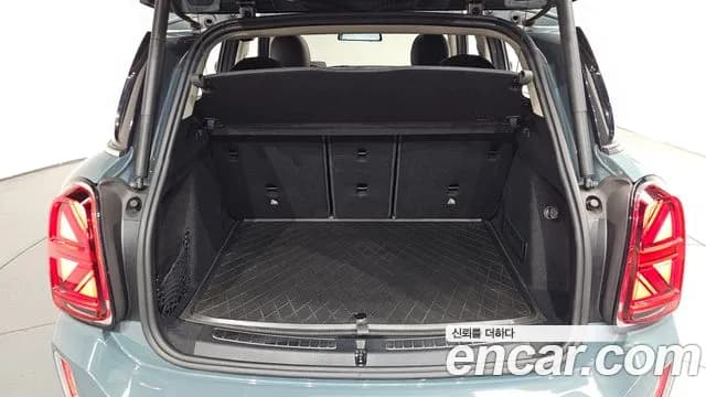 2021 Mini Cooper Countryman HIGH Sold VIN WMW31BR02M3M39405 – side profile 2021 Mini Cooper Countryman HIGH Sold VIN WMW31BR02M3M39405 – side profile