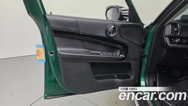2022 Mini Cooper Countryman Classic Plus Sold VIN WMW31BR03N3N62812 – interior seats 2022 Mini Cooper Countryman Classic Plus Sold VIN WMW31BR03N3N62812 – interior seats