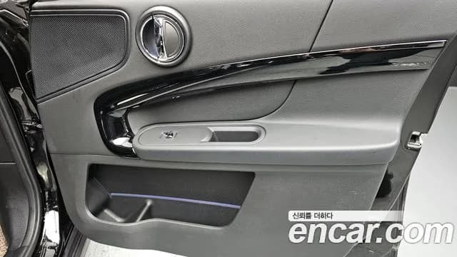 2022 Mini Cooper Countryman Classic Plus Sold VIN WMW31BR04N3P11079 – side profile 2022 Mini Cooper Countryman Classic Plus Sold VIN WMW31BR04N3P11079 – side profile