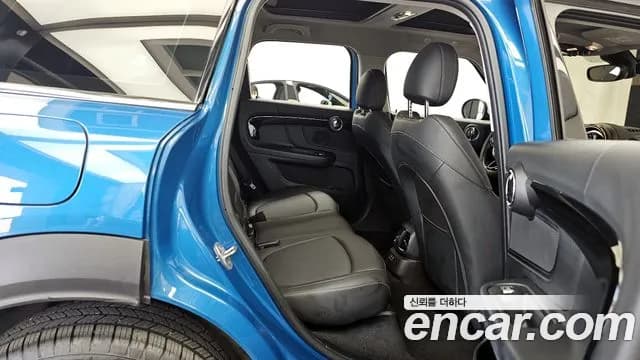 2021 Mini Cooper Countryman HIGH Sold VIN WMW31BR08M3M33527 – dashboard 2021 Mini Cooper Countryman HIGH Sold VIN WMW31BR08M3M33527 – dashboard