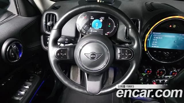 2022 Mini Cooper Countryman Classic Plus Lite Sold VIN WMW31BR09N3N53189 – side profile 2022 Mini Cooper Countryman Classic Plus Lite Sold VIN WMW31BR09N3N53189 – side profile