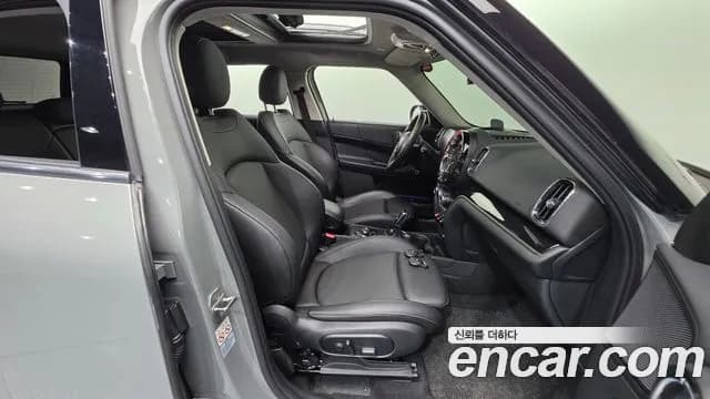 2022 Mini Cooper Countryman Classic Plus Sold VIN WMW31BR0XN3N75458 – engine bay 2022 Mini Cooper Countryman Classic Plus Sold VIN WMW31BR0XN3N75458 – engine bay