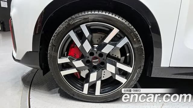 2025 Mini Cooper S Countryman 3rd Gen ALL4 JCW Sold VIN WMW31GA09S7S71664 – undercarriage 2025 Mini Cooper S Countryman 3rd Gen ALL4 JCW Sold VIN WMW31GA09S7S71664 – undercarriage