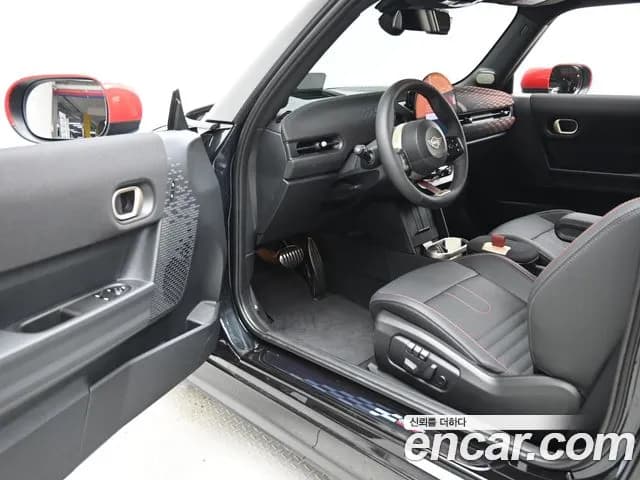 2025 Mini Cooper S 4th Gen JCW Sold VIN WMW31GD00S2X33294 – trunk area 2025 Mini Cooper S 4th Gen JCW Sold VIN WMW31GD00S2X33294 – trunk area