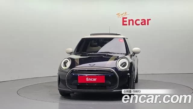 2023 Mini Cooper 3Door Resolute Edition Sold VIN WMW41DH01P2U14054 – photo 16 2023 Mini Cooper 3Door Resolute Edition Sold VIN WMW41DH01P2U14054 – photo 16