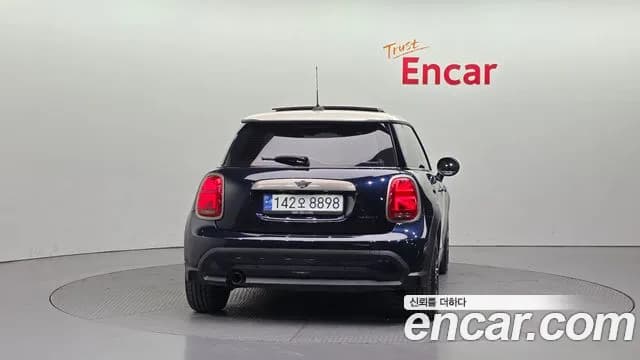 2023 Mini Cooper 3Door Resolute Edition Sold VIN WMW41DH01P2U14054 – photo 17 2023 Mini Cooper 3Door Resolute Edition Sold VIN WMW41DH01P2U14054 – photo 17