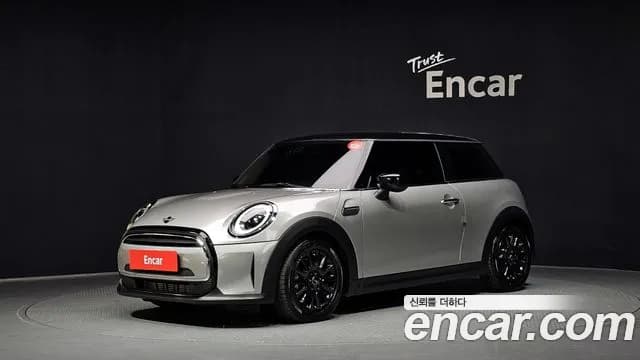 2024 Mini Cooper Classic Sold VIN WMW41DH06R2U41656 – interior seats 2024 Mini Cooper Classic Sold VIN WMW41DH06R2U41656 – interior seats