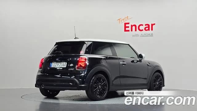 2023 Mini Cooper Classic Sold VIN WMW41DH08P2T21144 – interior seats 2023 Mini Cooper Classic Sold VIN WMW41DH08P2T21144 – interior seats