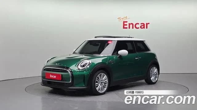 2023 Mini Cooper Classic Plus Launch Pack Sold VIN WMW41DH08P2U21583 – dashboard 2023 Mini Cooper Classic Plus Launch Pack Sold VIN WMW41DH08P2U21583 – dashboard