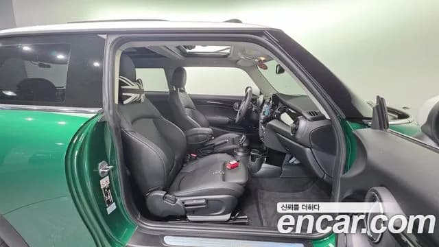 2023 Mini Cooper Classic Plus Launch Pack Sold VIN WMW41DH08P2U21583 – photo 12 2023 Mini Cooper Classic Plus Launch Pack Sold VIN WMW41DH08P2U21583 – photo 12
