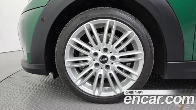 2023 Mini Cooper Classic Plus Launch Pack Sold VIN WMW41DH08P2U21583 – photo 25 2023 Mini Cooper Classic Plus Launch Pack Sold VIN WMW41DH08P2U21583 – photo 25