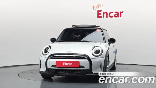 2023 Mini Cooper Classic Plus Launch Pack Sold VIN WMW41DH0XP2U15977 – photo 17 2023 Mini Cooper Classic Plus Launch Pack Sold VIN WMW41DH0XP2U15977 – photo 17