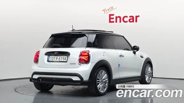 2023 Mini Cooper Classic Plus Launch Pack Sold VIN WMW41DH0XP2U15977 – photo 20 2023 Mini Cooper Classic Plus Launch Pack Sold VIN WMW41DH0XP2U15977 – photo 20