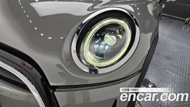 2023 Mini Cooper 5Door Classic Sold VIN WMW41DK00P2S68481 – photo 25 2023 Mini Cooper 5Door Classic Sold VIN WMW41DK00P2S68481 – photo 25