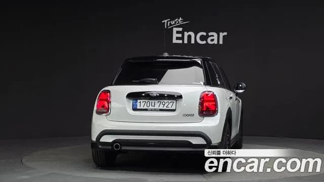 2024 Mini Cooper 5Door Classic Sold VIN WMW41DK01R2U79370 – rear exterior 2024 Mini Cooper 5Door Classic Sold VIN WMW41DK01R2U79370 – rear exterior