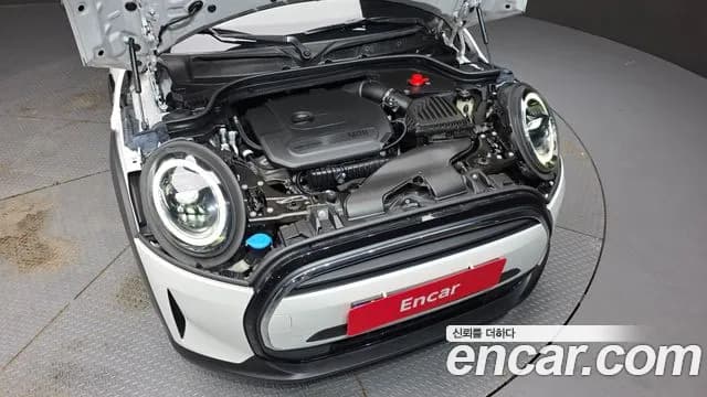 2023 Mini Cooper 5Door Classic Sold VIN WMW41DK04P2U17085 – front exterior 2023 Mini Cooper 5Door Classic Sold VIN WMW41DK04P2U17085 – front exterior