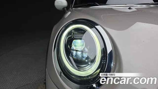 2024 Mini Cooper 5Door Classic Sold VIN WMW41DK07R2U78966 – photo 20 2024 Mini Cooper 5Door Classic Sold VIN WMW41DK07R2U78966 – photo 20