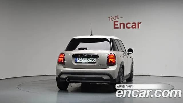 2024 Mini Cooper 5Door Classic Sold VIN WMW41DK07R2V30905 – photo 21 2024 Mini Cooper 5Door Classic Sold VIN WMW41DK07R2V30905 – photo 21