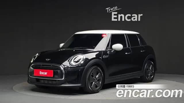 2023 Mini Cooper 5Door Classic Sold VIN WMW41DK09P2U07040 – side profile 2023 Mini Cooper 5Door Classic Sold VIN WMW41DK09P2U07040 – side profile