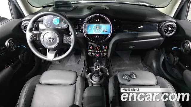2023 Mini Cooper 5Door Classic Sold VIN WMW41DK09P2U07040 – photo 30 2023 Mini Cooper 5Door Classic Sold VIN WMW41DK09P2U07040 – photo 30