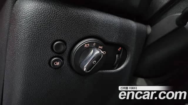 2024 Mini Cooper 5Door Classic Sold VIN WMW41DK09R2U53566 – exterior detail 2024 Mini Cooper 5Door Classic Sold VIN WMW41DK09R2U53566 – exterior detail
