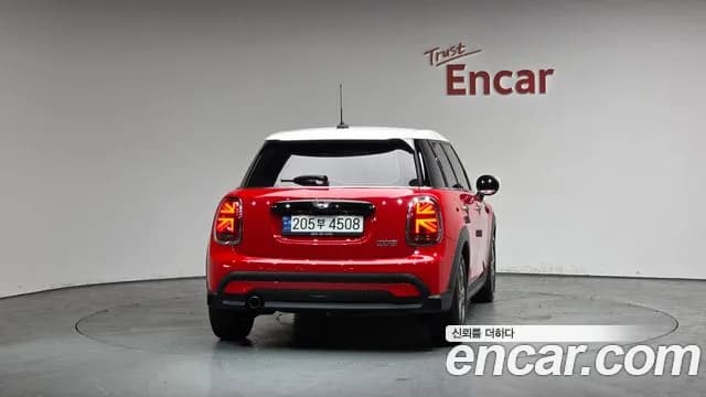 2023 Mini Cooper 5Door Classic Sold VIN WMW41DK0XP2T91222 – interior seats 2023 Mini Cooper 5Door Classic Sold VIN WMW41DK0XP2T91222 – interior seats