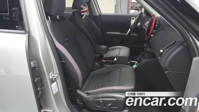 2025 Mini Cooper Countryman Electric 3rd Gen E Classic Sold VIN WMW41GA03S7P37724 – interior seats 2025 Mini Cooper Countryman Electric 3rd Gen E Classic Sold VIN WMW41GA03S7P37724 – interior seats