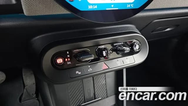 2025 Mini Cooper S 4th Gen 5 Door Favoured Sold VIN WMW51GD01S2W62048 – interior seats 2025 Mini Cooper S 4th Gen 5 Door Favoured Sold VIN WMW51GD01S2W62048 – interior seats