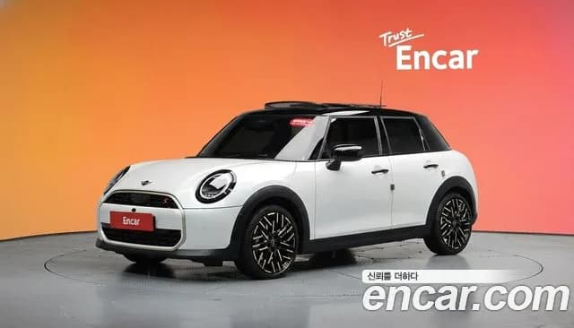 2025 Mini Cooper S 4th Gen 5 Door Favoured Sold VIN WMW51GD04S2W56485 – photo 16 2025 Mini Cooper S 4th Gen 5 Door Favoured Sold VIN WMW51GD04S2W56485 – photo 16