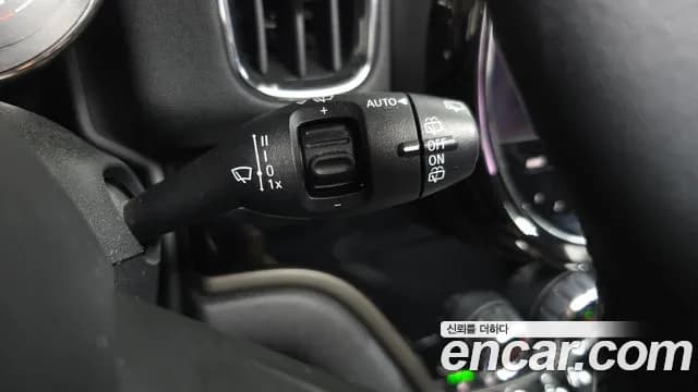2021 Mini Cooper D Countryman ALL4 HIGH Sold VIN WMW61BT0XM3N25387 – exterior detail 2021 Mini Cooper D Countryman ALL4 HIGH Sold VIN WMW61BT0XM3N25387 – exterior detail