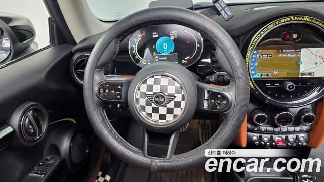 2024 Mini Cooper S Classic Sold VIN WMW61DH01R2V57288 – photo 24 2024 Mini Cooper S Classic Sold VIN WMW61DH01R2V57288 – photo 24