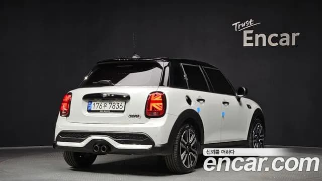 2024 Mini Cooper S 5Door Classic Sold VIN WMW61DK00R2V46761 – photo 11 2024 Mini Cooper S 5Door Classic Sold VIN WMW61DK00R2V46761 – photo 11