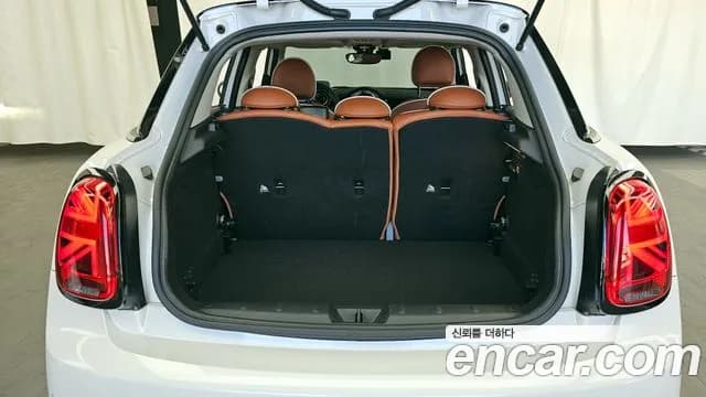 2024 Mini Cooper S 5Door Classic Sold VIN WMW61DK00R2V46761 – photo 22 2024 Mini Cooper S 5Door Classic Sold VIN WMW61DK00R2V46761 – photo 22