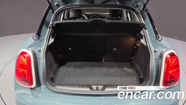 2023 Mini Cooper S 5Door Multitione Edition Sold VIN WMW61DK04P2T53848 – front exterior 2023 Mini Cooper S 5Door Multitione Edition Sold VIN WMW61DK04P2T53848 – front exterior