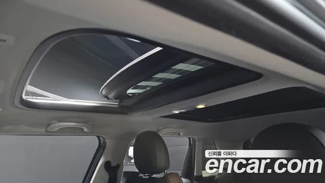 2023 Mini Cooper S 5Door Multitione Edition Sold VIN WMW61DK04P2T53848 – interior seats 2023 Mini Cooper S 5Door Multitione Edition Sold VIN WMW61DK04P2T53848 – interior seats