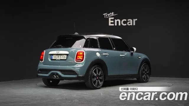 2023 Mini Cooper S 5Door Multitione Edition Sold VIN WMW61DK04P2T53848 – photo 19 2023 Mini Cooper S 5Door Multitione Edition Sold VIN WMW61DK04P2T53848 – photo 19