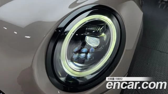 2022 Mini Cooper S 5Door Classic Launch Pack Sold VIN WMW61DK05N2R18038 – engine bay 2022 Mini Cooper S 5Door Classic Launch Pack Sold VIN WMW61DK05N2R18038 – engine bay