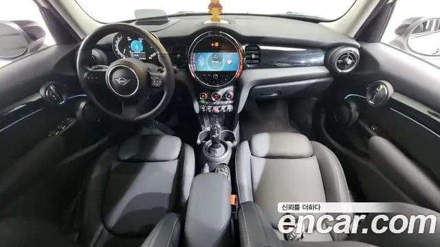 2022 Mini Cooper S 5Door Classic Sold VIN WMW61DK08N2S01052 – engine bay 2022 Mini Cooper S 5Door Classic Sold VIN WMW61DK08N2S01052 – engine bay