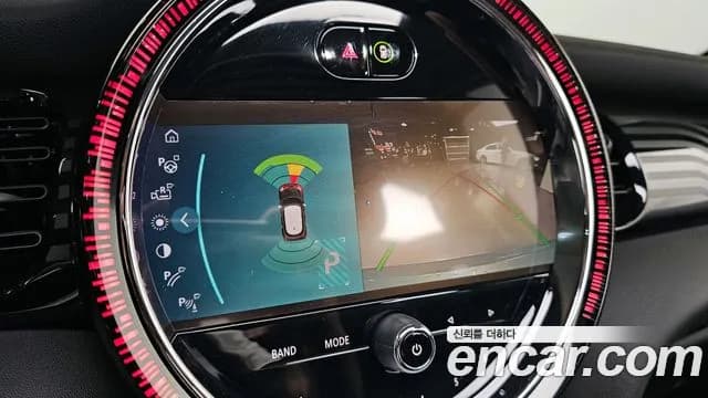 2023 Mini Cooper S 5Door Multitione Edition Sold VIN WMW61DK0XP2T42417 – dashboard 2023 Mini Cooper S 5Door Multitione Edition Sold VIN WMW61DK0XP2T42417 – dashboard