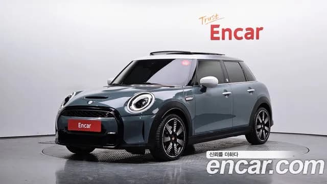 2023 Mini Cooper S 5Door Multitione Edition Sold VIN WMW61DK0XP2T42417 – odometer reading 2023 Mini Cooper S 5Door Multitione Edition Sold VIN WMW61DK0XP2T42417 – odometer reading