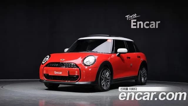 2025 Mini Cooper C 4th Gen 5Door Classic Sold VIN WMW61GD0XS2X14183 – photo 16 2025 Mini Cooper C 4th Gen 5Door Classic Sold VIN WMW61GD0XS2X14183 – photo 16