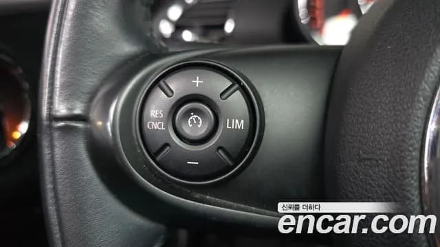 2018 Mini Cooper Clubman High Sold VIN WMWLN5109J2H74490 – photo 18 2018 Mini Cooper Clubman High Sold VIN WMWLN5109J2H74490 – photo 18